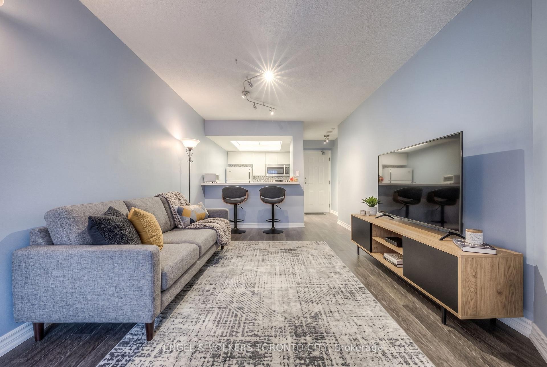 Photo 11 of Unit 306, 222 The Esplanade, Toronto, Waterfront Communities — HOMEH
