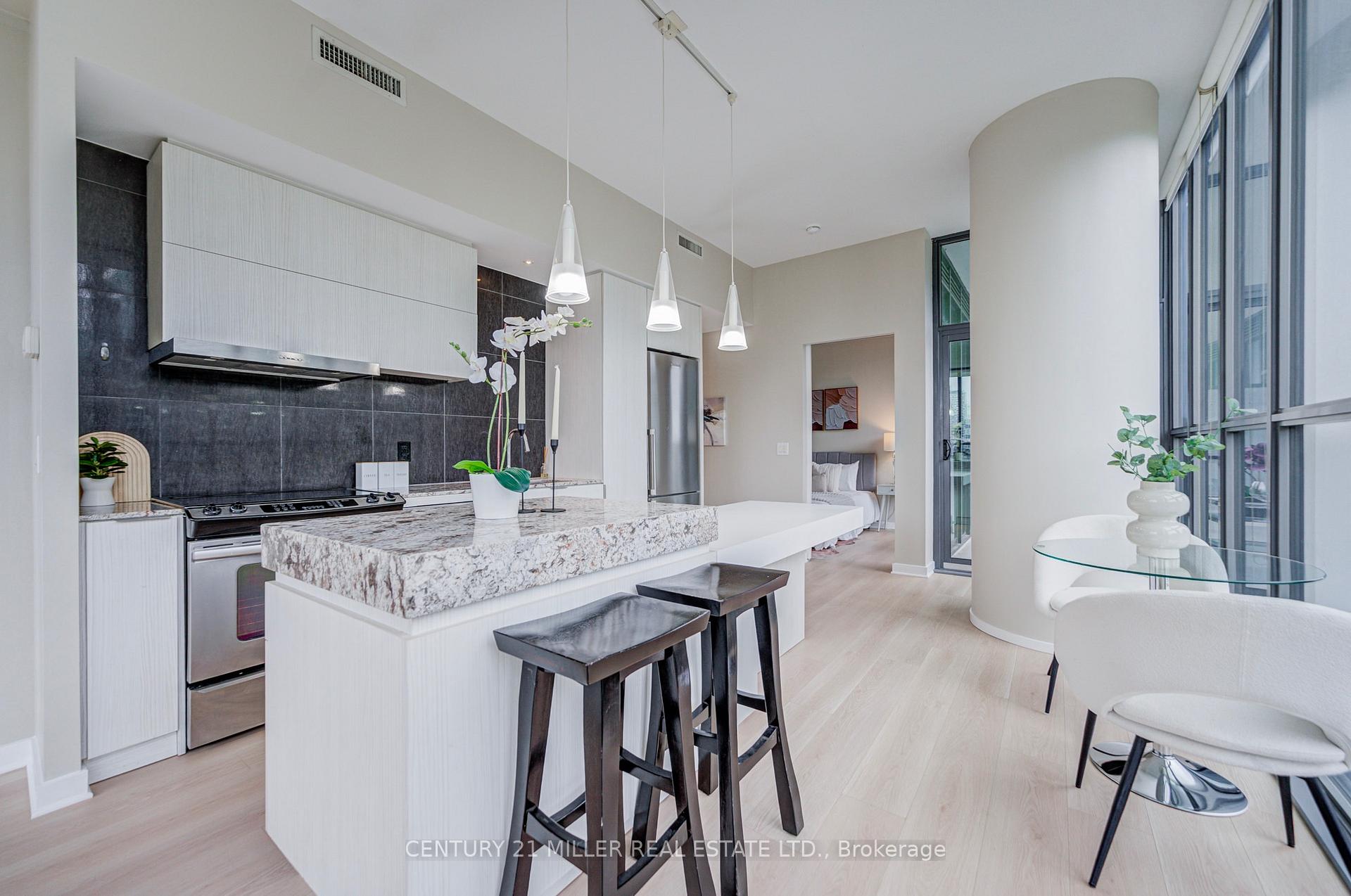 Photo 7 of Unit 1001, 101 Charles Street E, Toronto, Church-Yonge Corridor — HOMEH