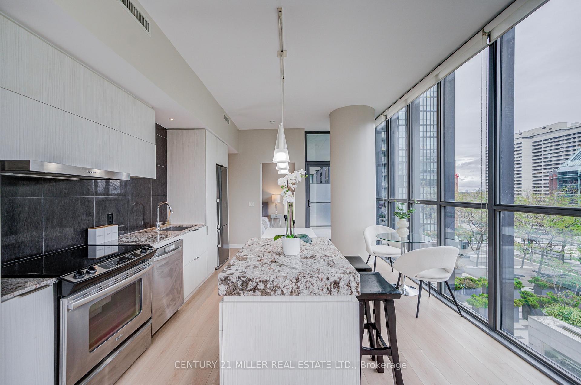Photo 8 of Unit 1001, 101 Charles Street E, Toronto, Church-Yonge Corridor — HOMEH