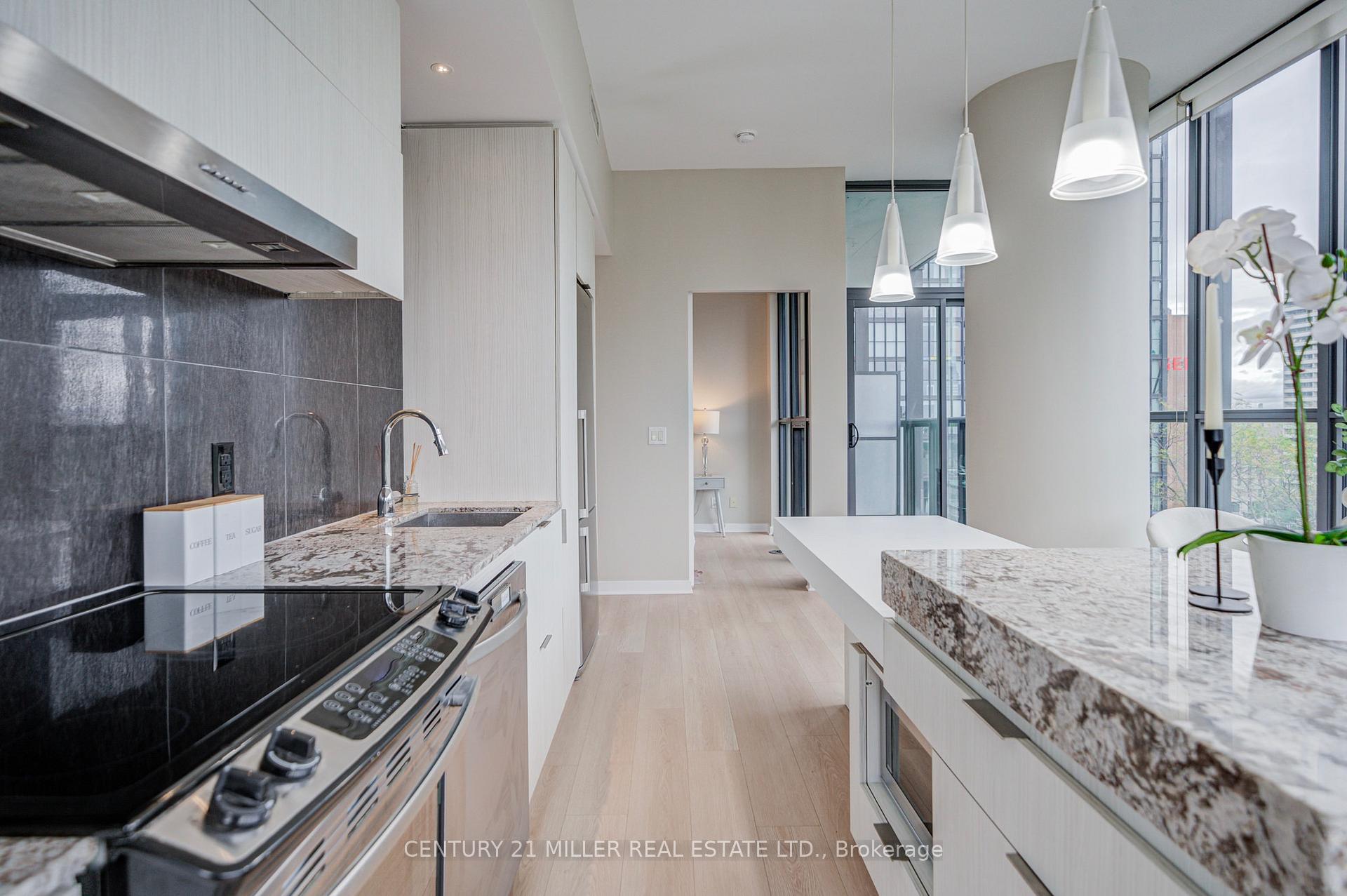 Photo 9 of Unit 1001, 101 Charles Street E, Toronto, Church-Yonge Corridor — HOMEH