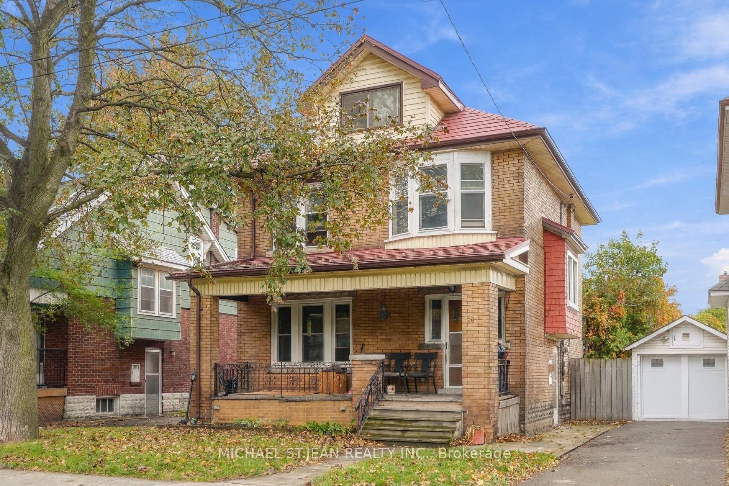 Photo 3 of 58 Connaught Avenue S, Hamilton, Gibson — HOMEH