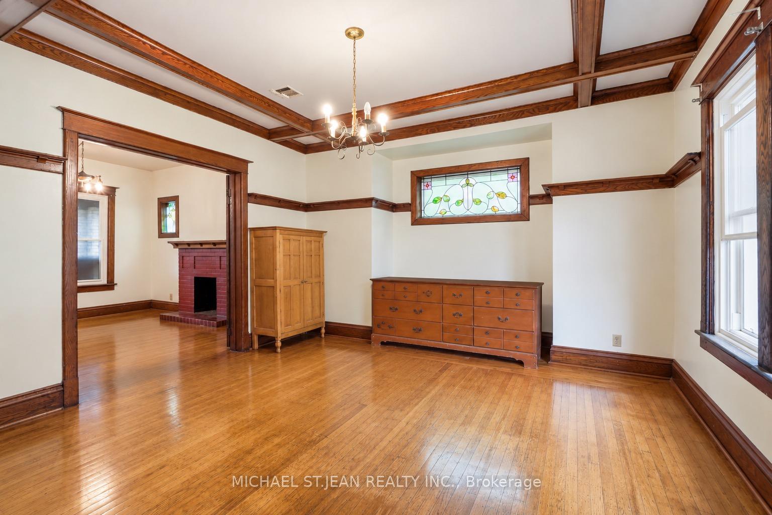 Photo 11 of 58 Connaught Avenue S, Hamilton, Gibson — HOMEH