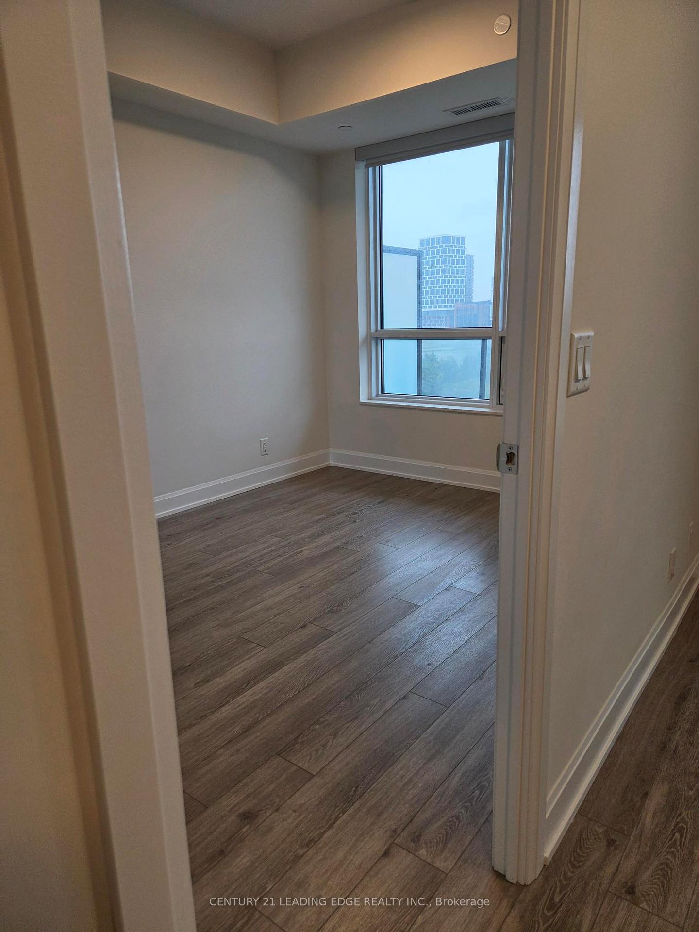 Photo 16 of Unit 903, 8 Water Walk Drive, Markham, Unionville — HOMEH