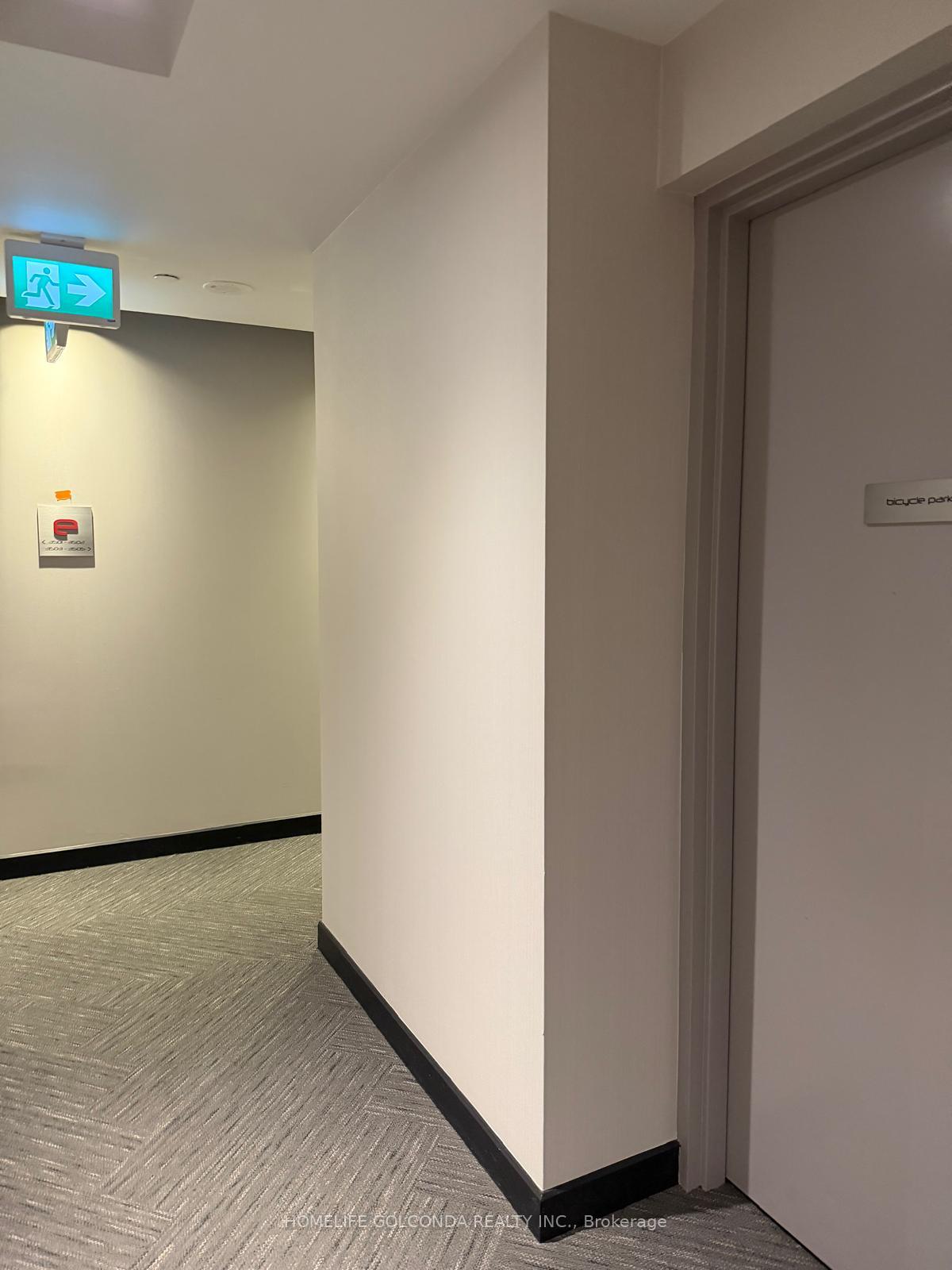 Photo 9 of Unit 3502, 8 Eglinton Avenue E, Toronto, Mount Pleasant West — HOMEH