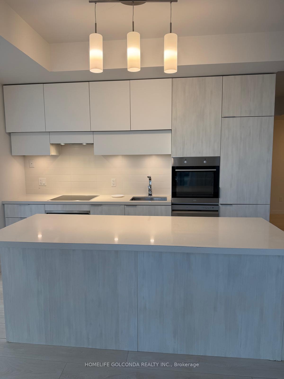 Photo 10 of Unit 3502, 8 Eglinton Avenue E, Toronto, Mount Pleasant West — HOMEH
