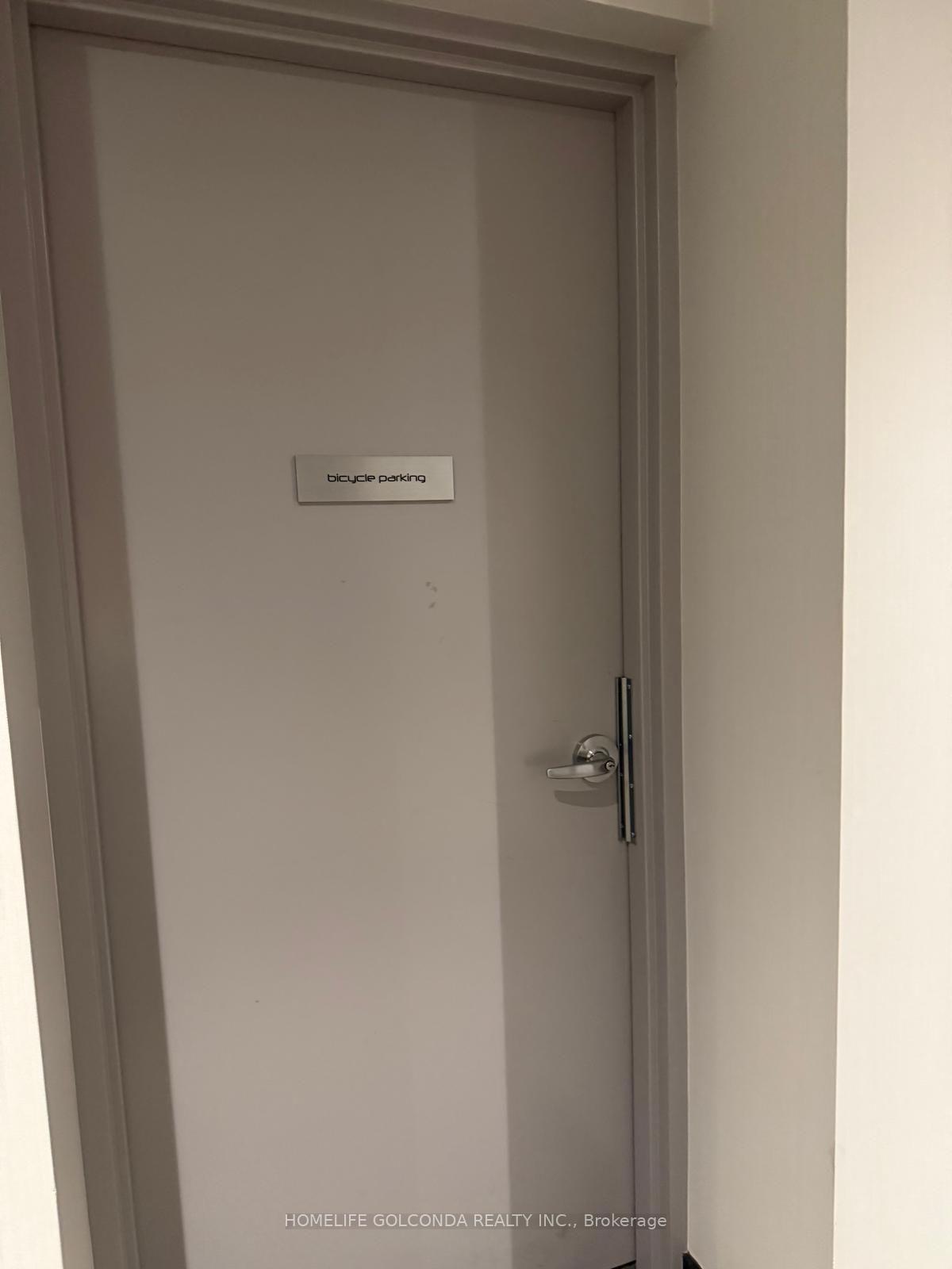 Photo 35 of Unit 3502, 8 Eglinton Avenue E, Toronto, Mount Pleasant West — HOMEH