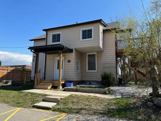 Photo 1 of Unit 1, 213 Pine Street, Whitby, Downtown Whitby — HOMEH