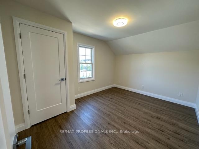 Photo 21 of Unit 1, 213 Pine Street, Whitby, Downtown Whitby — HOMEH