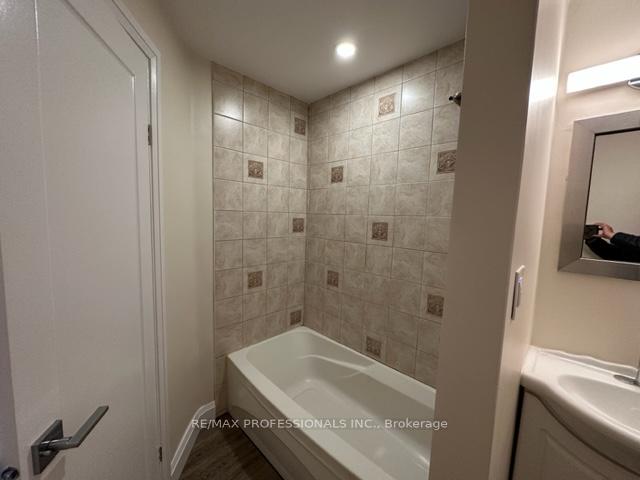 Photo 23 of Unit 1, 213 Pine Street, Whitby, Downtown Whitby — HOMEH