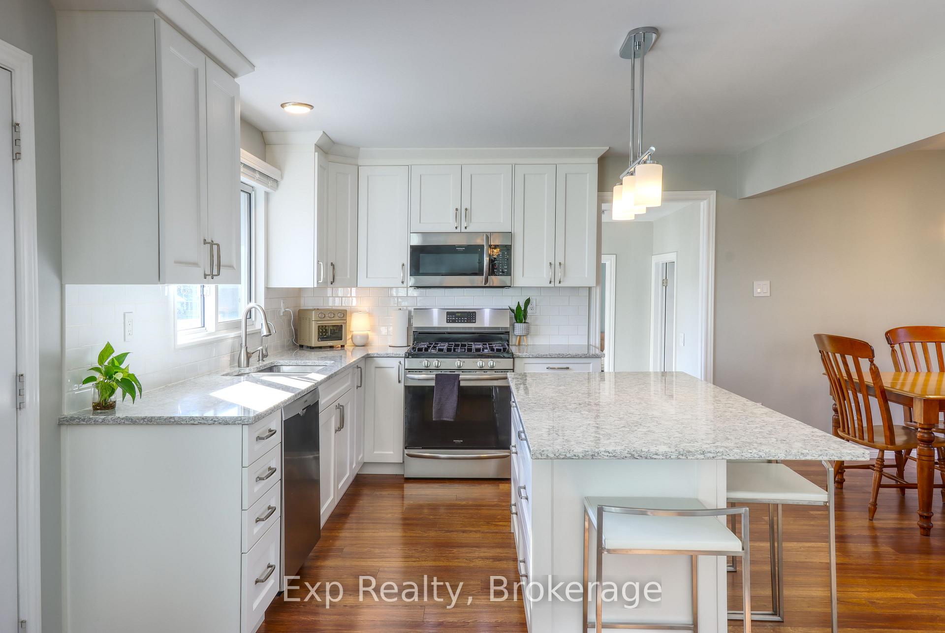 Photo 20 of 247 Lakeshore Drive, Kawartha Lakes, Emily — HOMEH
