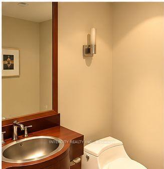 Photo 10 of Unit 2007, 85 Bloor Street E, Toronto, Church-Yonge Corridor — HOMEH