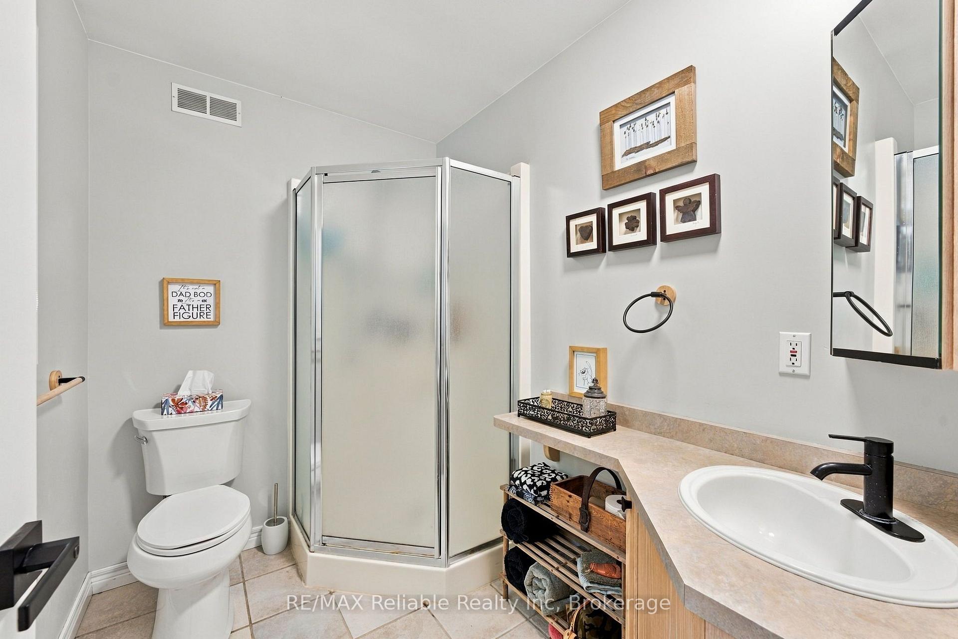 Photo 24 of 77376 Forest Ridge Road, Bluewater, Bayfield — HOMEH