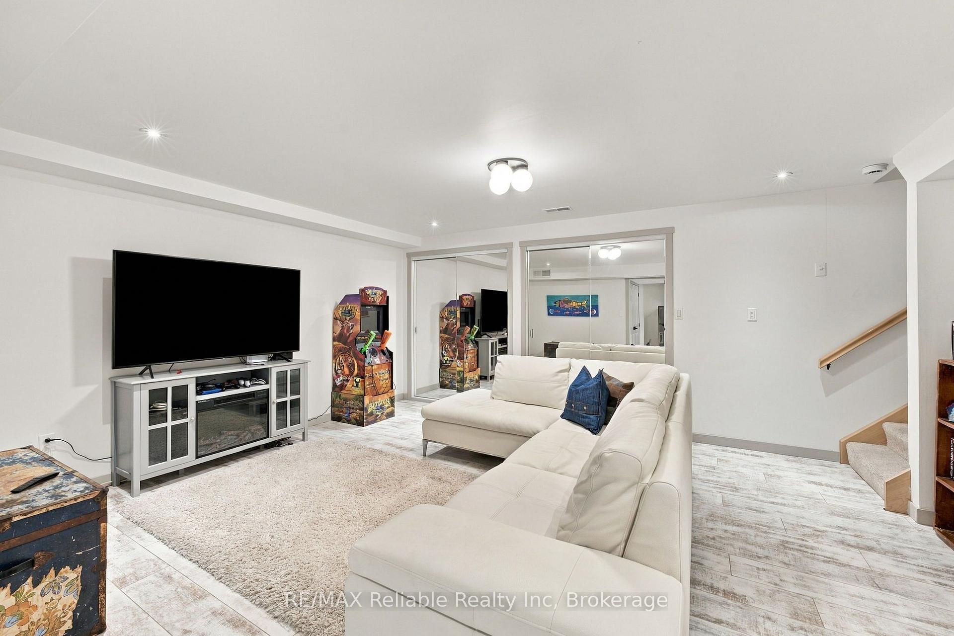 Photo 26 of 77376 Forest Ridge Road, Bluewater, Bayfield — HOMEH