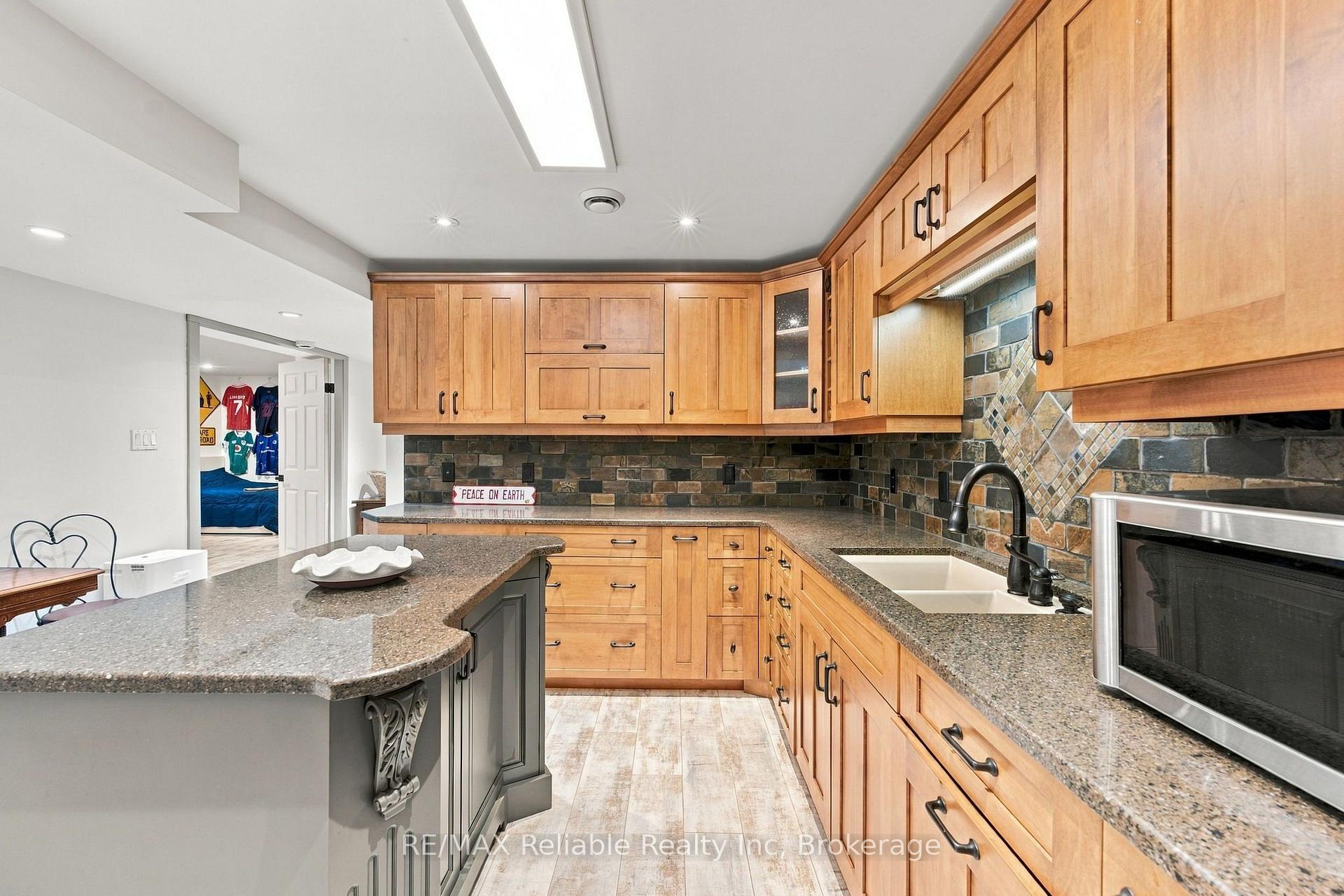 Photo 28 of 77376 Forest Ridge Road, Bluewater, Bayfield — HOMEH