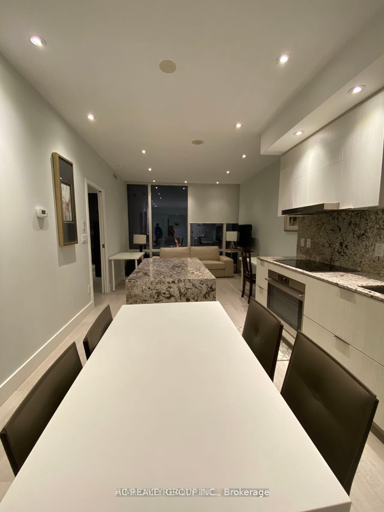 Photo 2 of Unit 4009, 1 Bloor Street E, Toronto, Church-Yonge Corridor — HOMEH