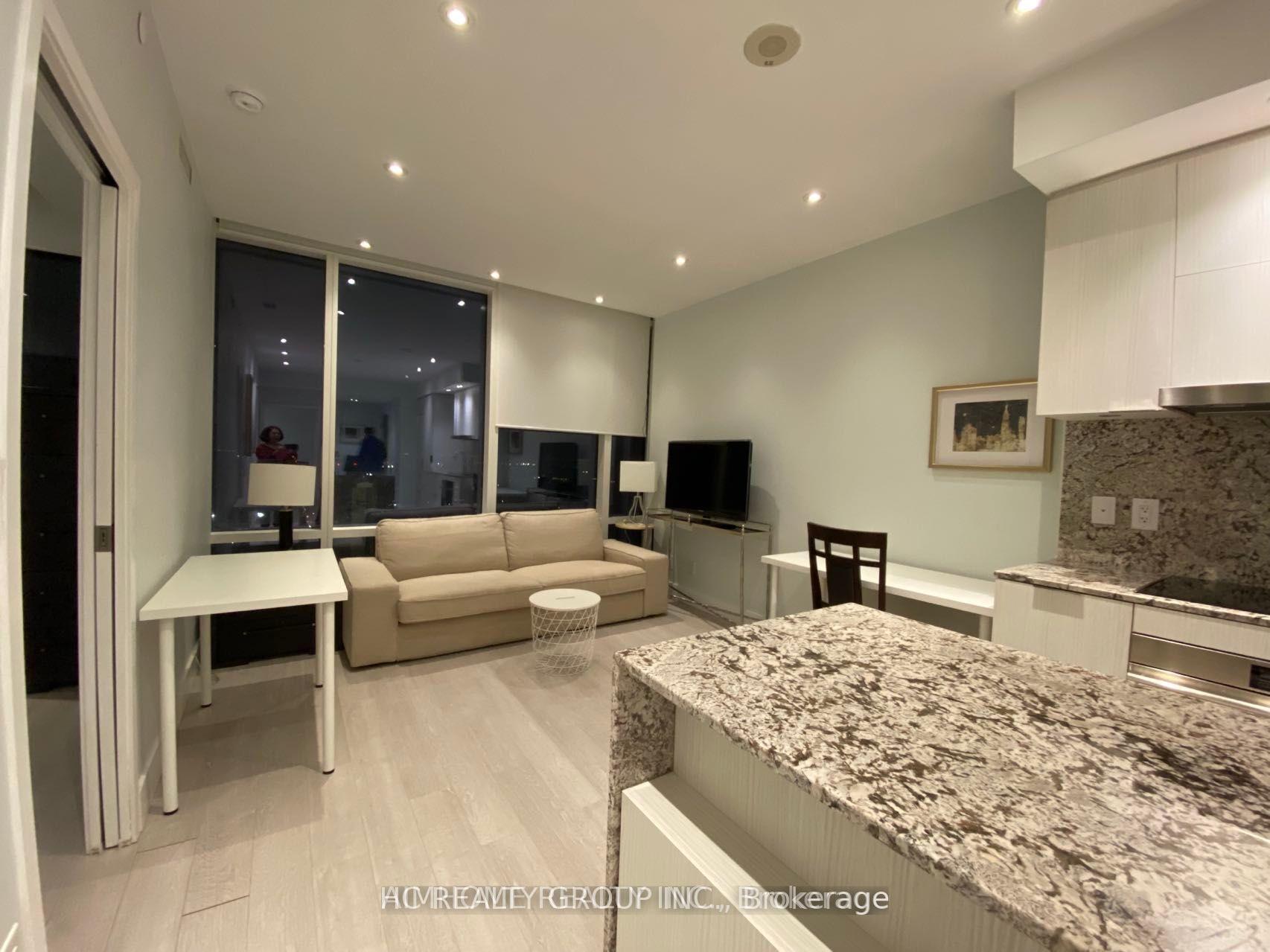 Photo 4 of Unit 4009, 1 Bloor Street E, Toronto, Church-Yonge Corridor — HOMEH