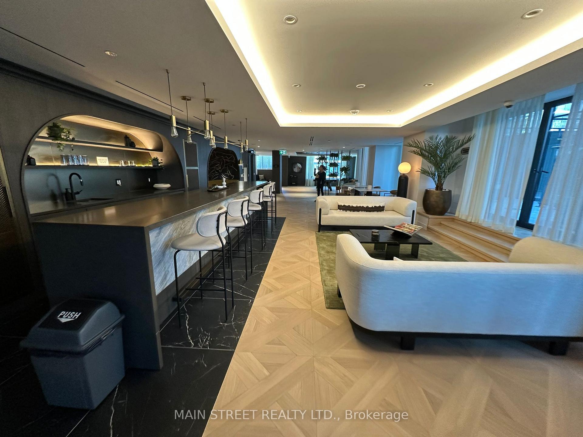 Photo 10 of Unit 2207, 117 Broadway Avenue, Toronto, Mount Pleasant West — HOMEH