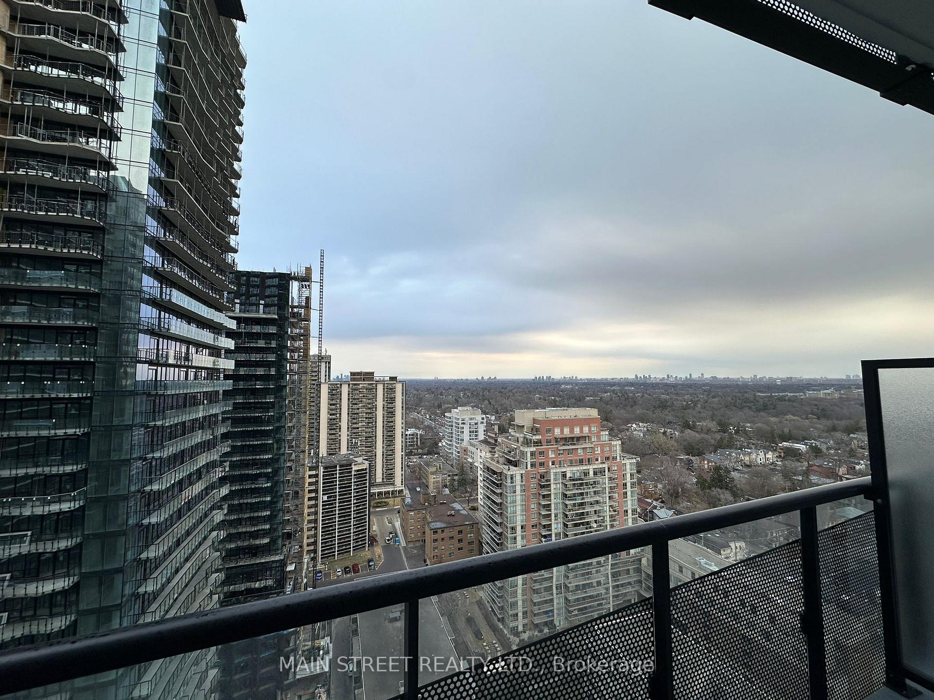 Photo 14 of Unit 2207, 117 Broadway Avenue, Toronto, Mount Pleasant West — HOMEH