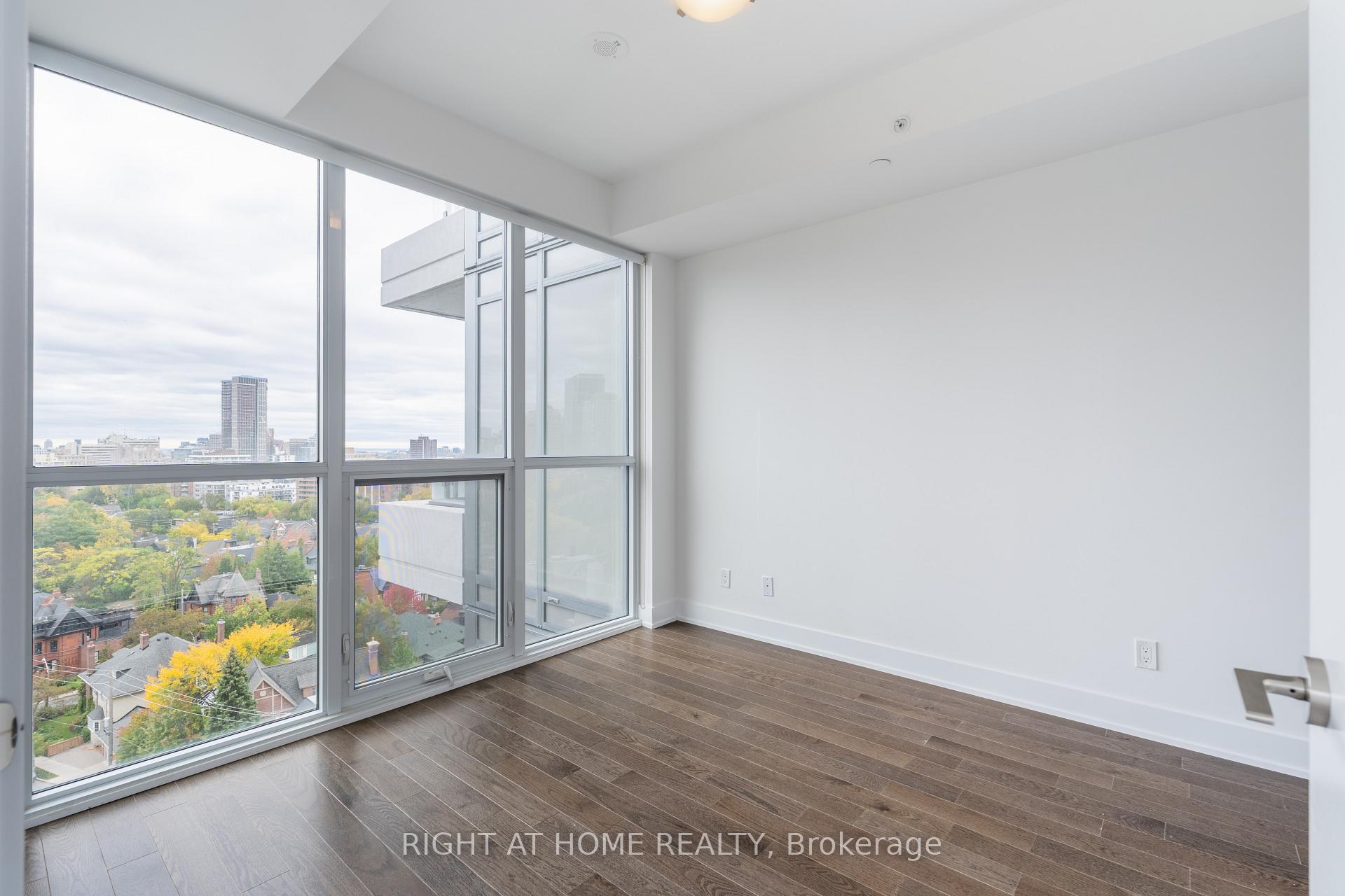 Photo 10 of Unit 1307, 181 Bedford Road, Toronto, The Annex — HOMEH