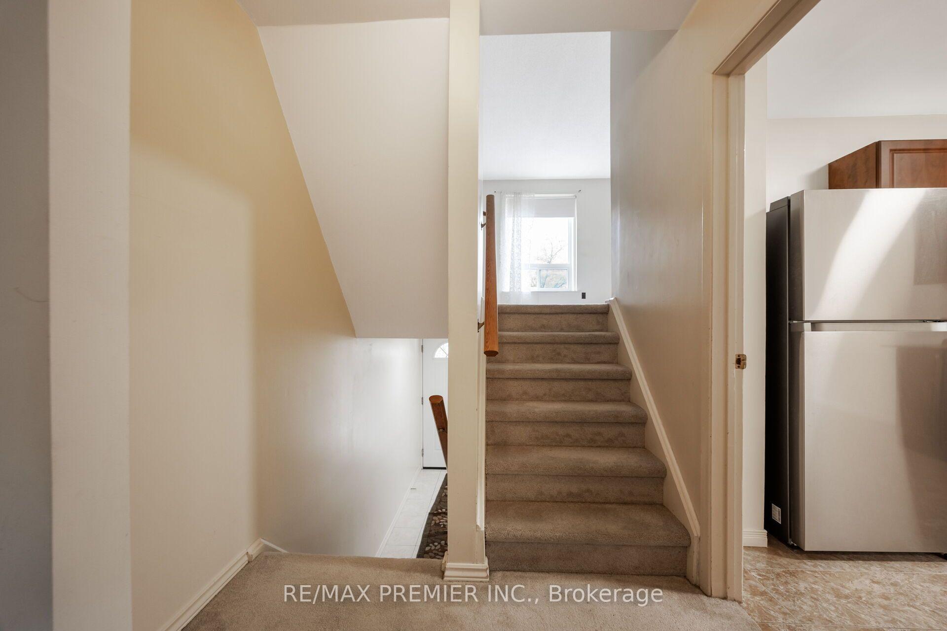 Photo 28 of Unit Unit 5, 3 Kendleton Drive, Etobicoke, Mount Olive-Silverstone-Jamestown — HOMEH