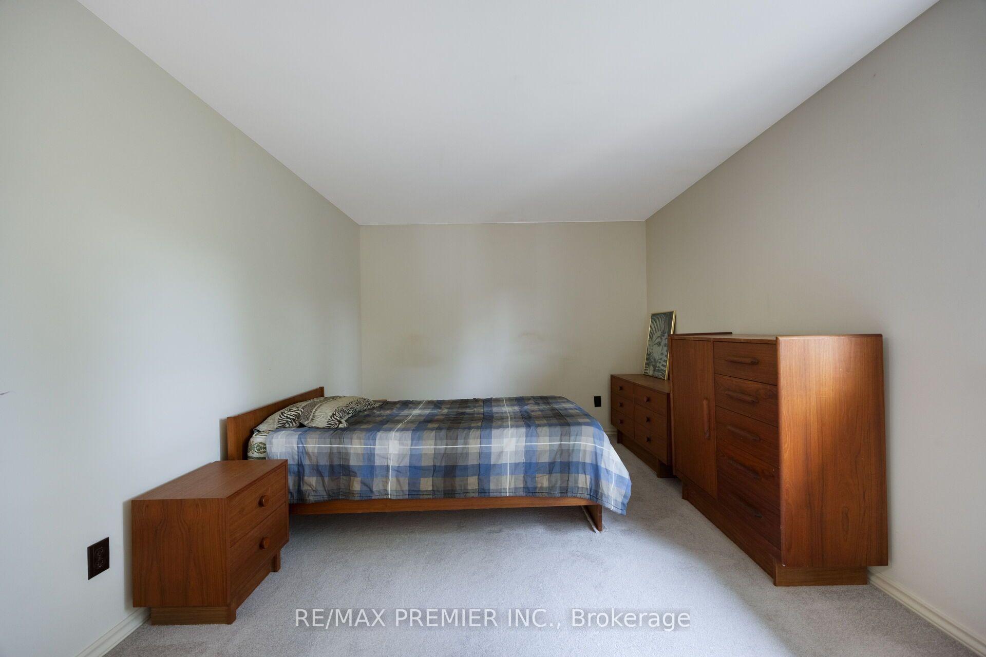 Photo 30 of Unit Unit 5, 3 Kendleton Drive, Etobicoke, Mount Olive-Silverstone-Jamestown — HOMEH