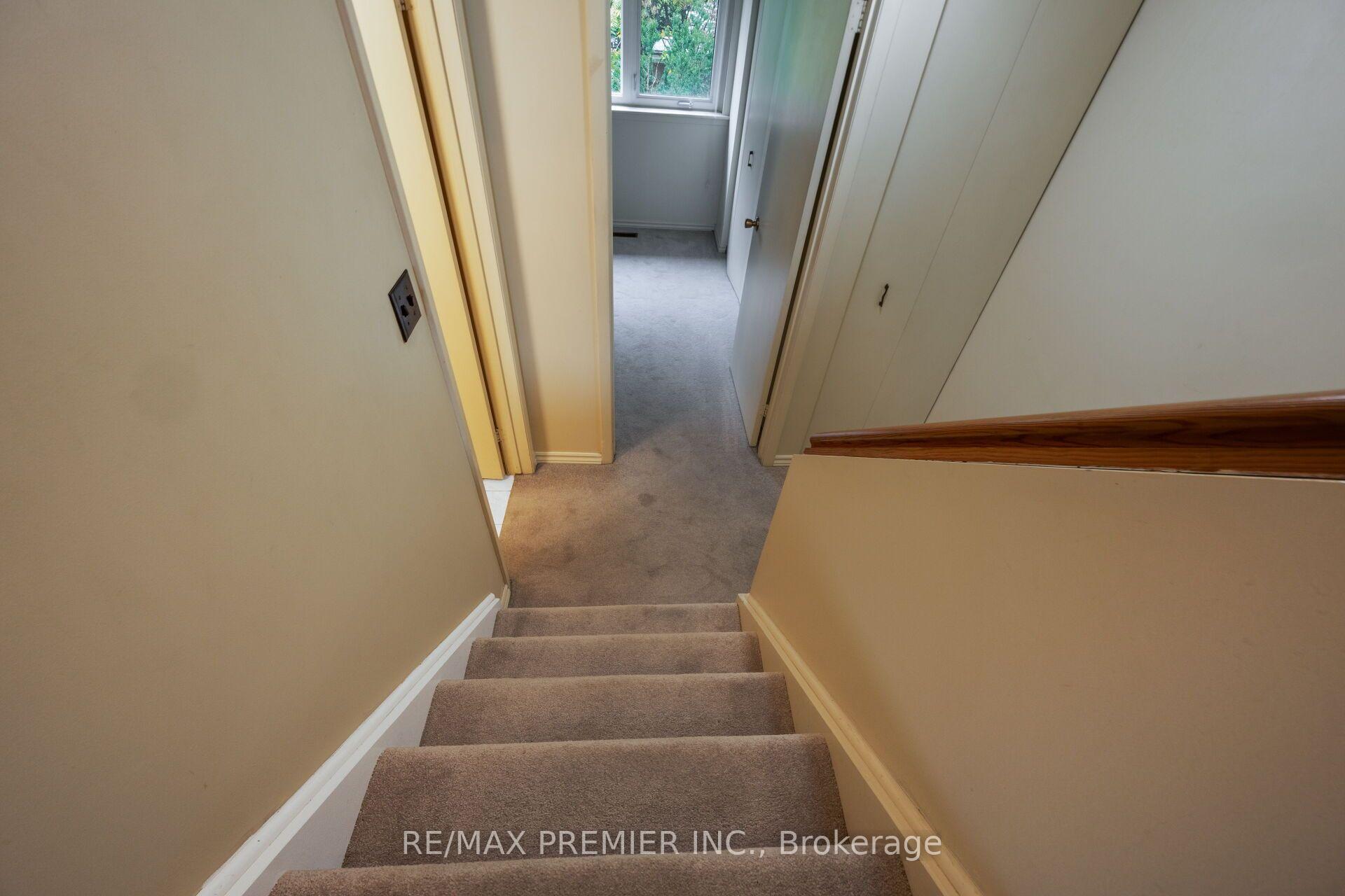 Photo 40 of Unit Unit 5, 3 Kendleton Drive, Etobicoke, Mount Olive-Silverstone-Jamestown — HOMEH