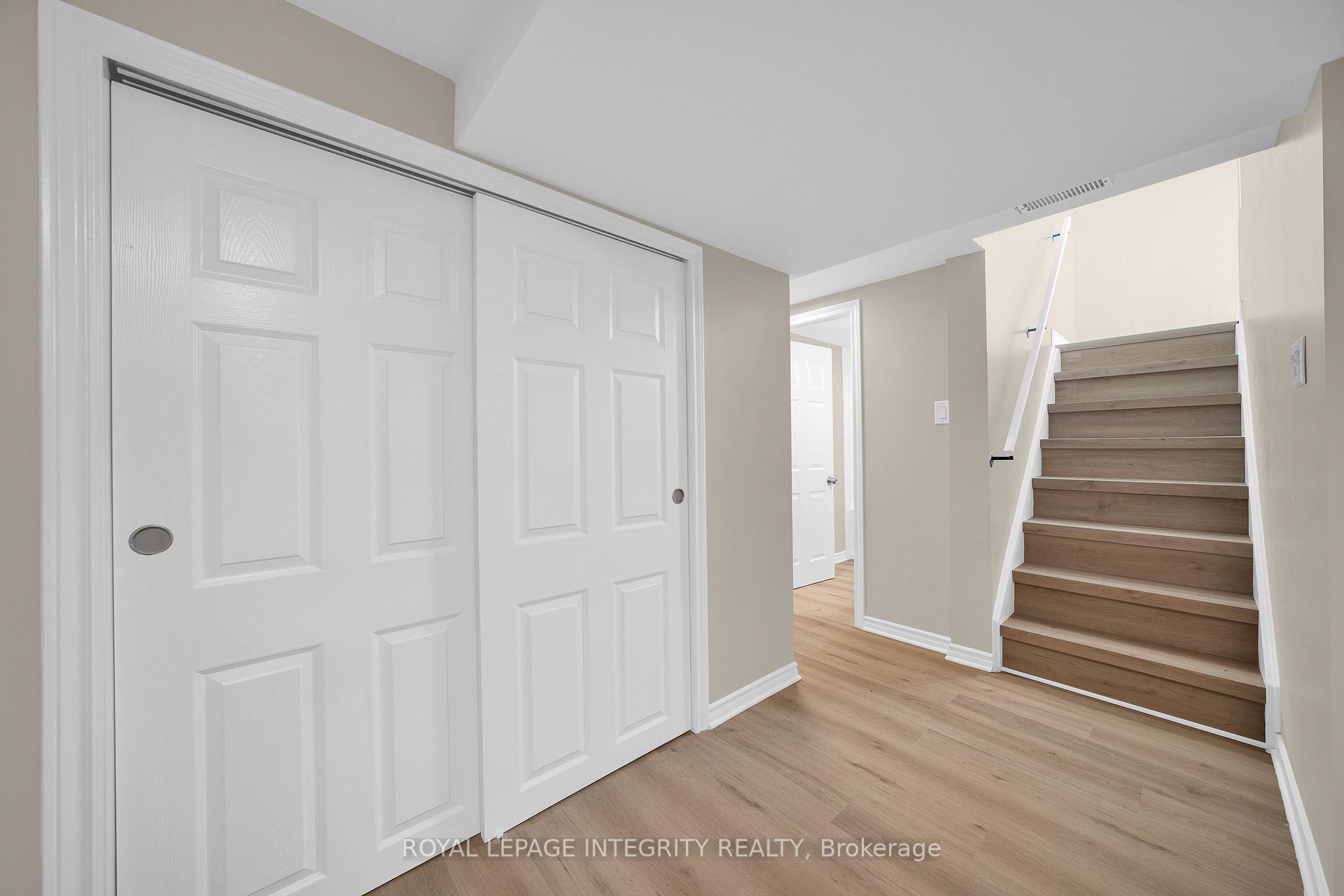 Photo 32 of 2408 Drury Lane, Ottawa, Parkway Park — HOMEH