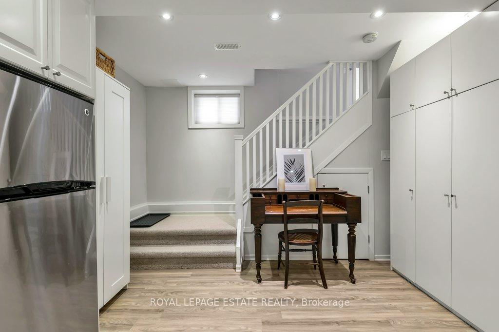 Photo 2 of Unit Lower, 17 Birdsall Avenue, Toronto, Yonge-Eglinton — HOMEH