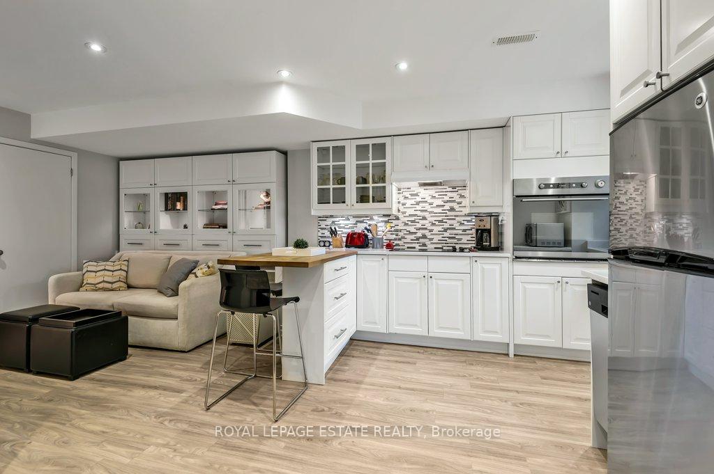 Photo 5 of Unit Lower, 17 Birdsall Avenue, Toronto, Yonge-Eglinton — HOMEH