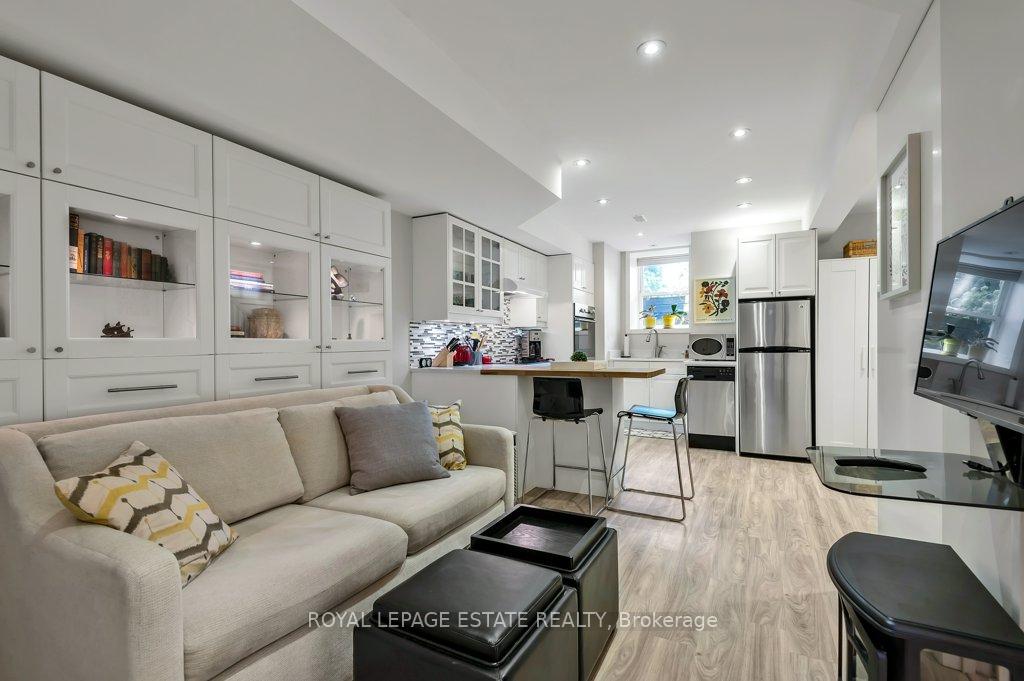 Photo 12 of Unit Lower, 17 Birdsall Avenue, Toronto, Yonge-Eglinton — HOMEH