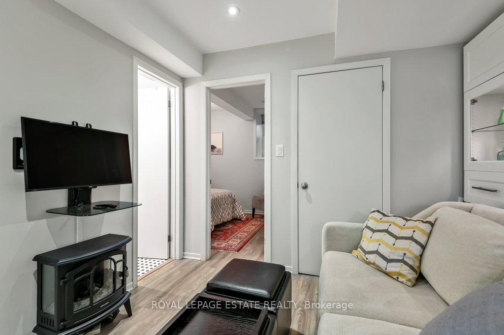 Photo 16 of Unit Lower, 17 Birdsall Avenue, Toronto, Yonge-Eglinton — HOMEH