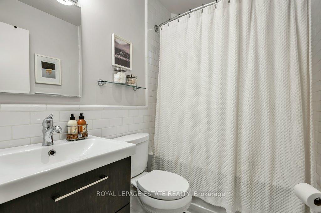 Photo 18 of Unit Lower, 17 Birdsall Avenue, Toronto, Yonge-Eglinton — HOMEH