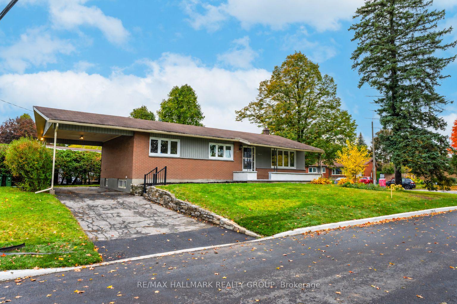 Photo 2 of 926 Elsett Drive, Ottawa, Elmvale Acres/Urbandale — HOMEH