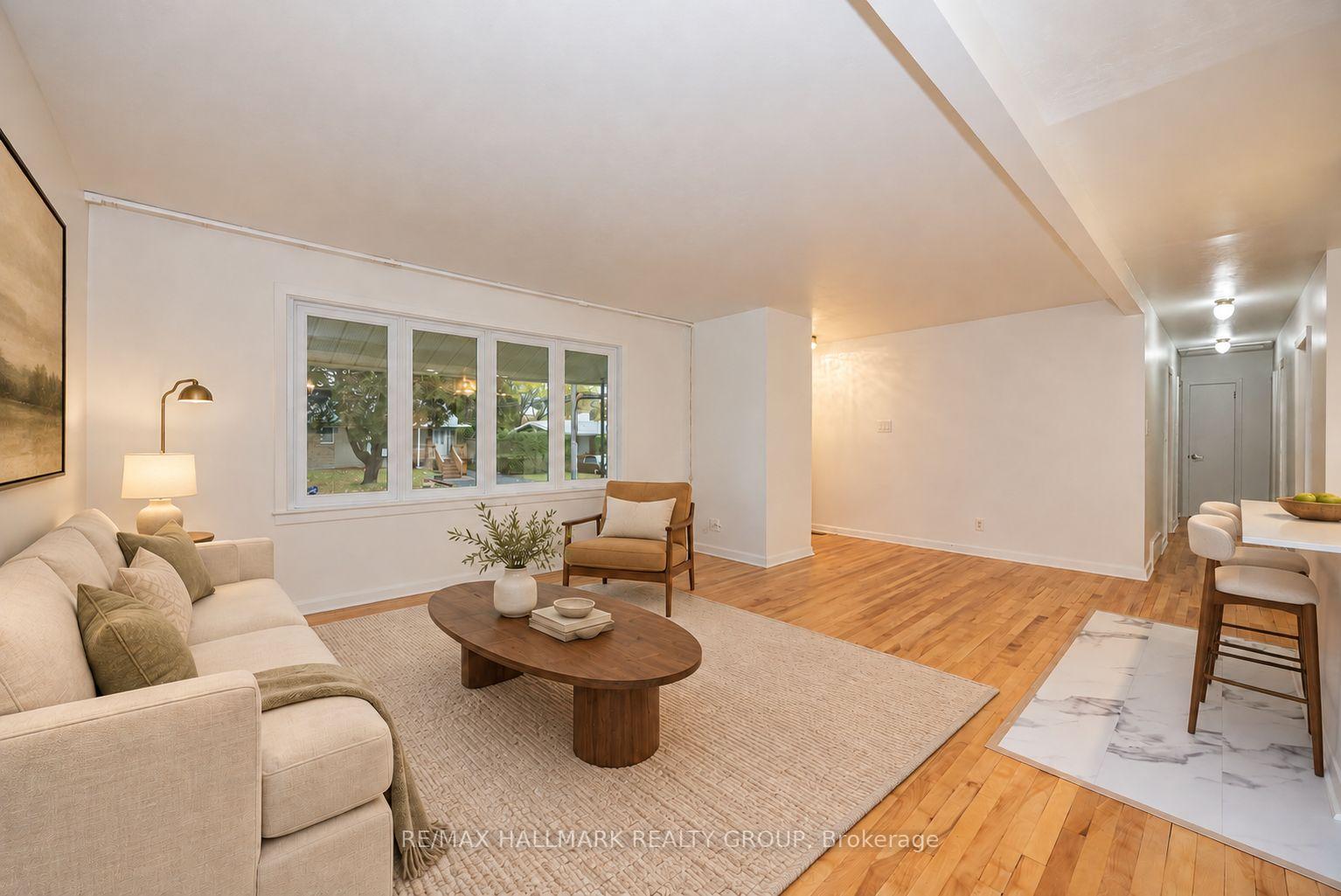 Photo 9 of 926 Elsett Drive, Ottawa, Elmvale Acres/Urbandale — HOMEH