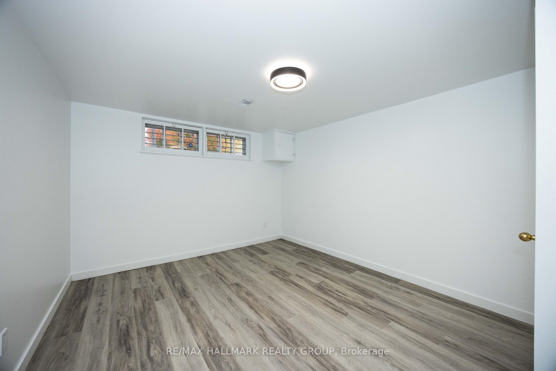 Photo 28 of 926 Elsett Drive, Ottawa, Elmvale Acres/Urbandale — HOMEH