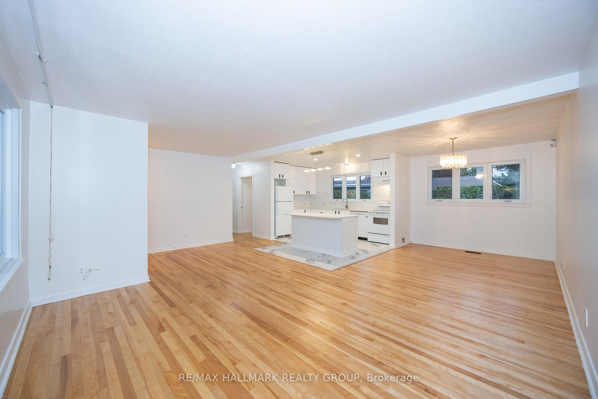 Photo 36 of 926 Elsett Drive, Ottawa, Elmvale Acres/Urbandale — HOMEH