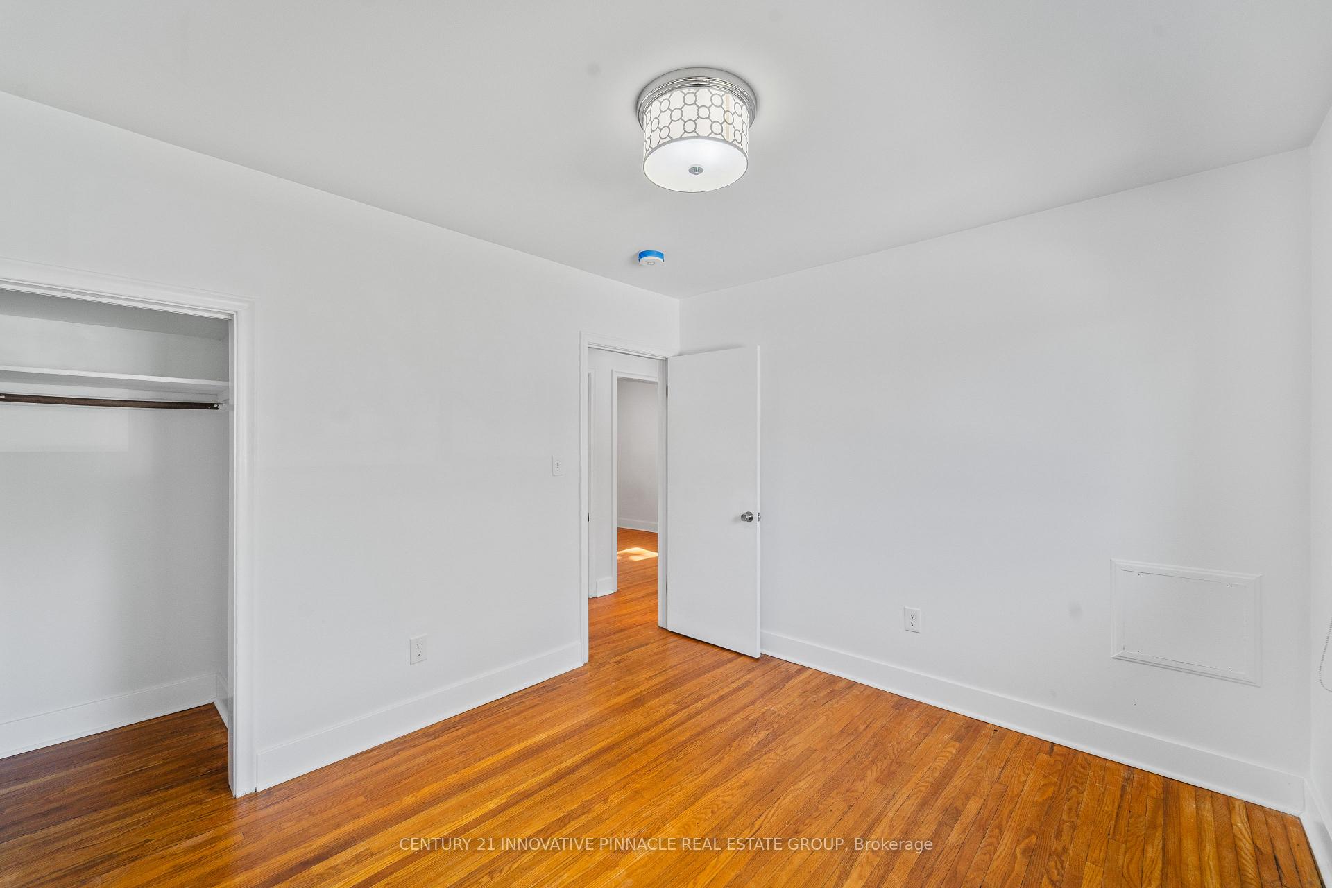 Photo 25 of 163 Atkinson Boulevard, London, East H — HOMEH