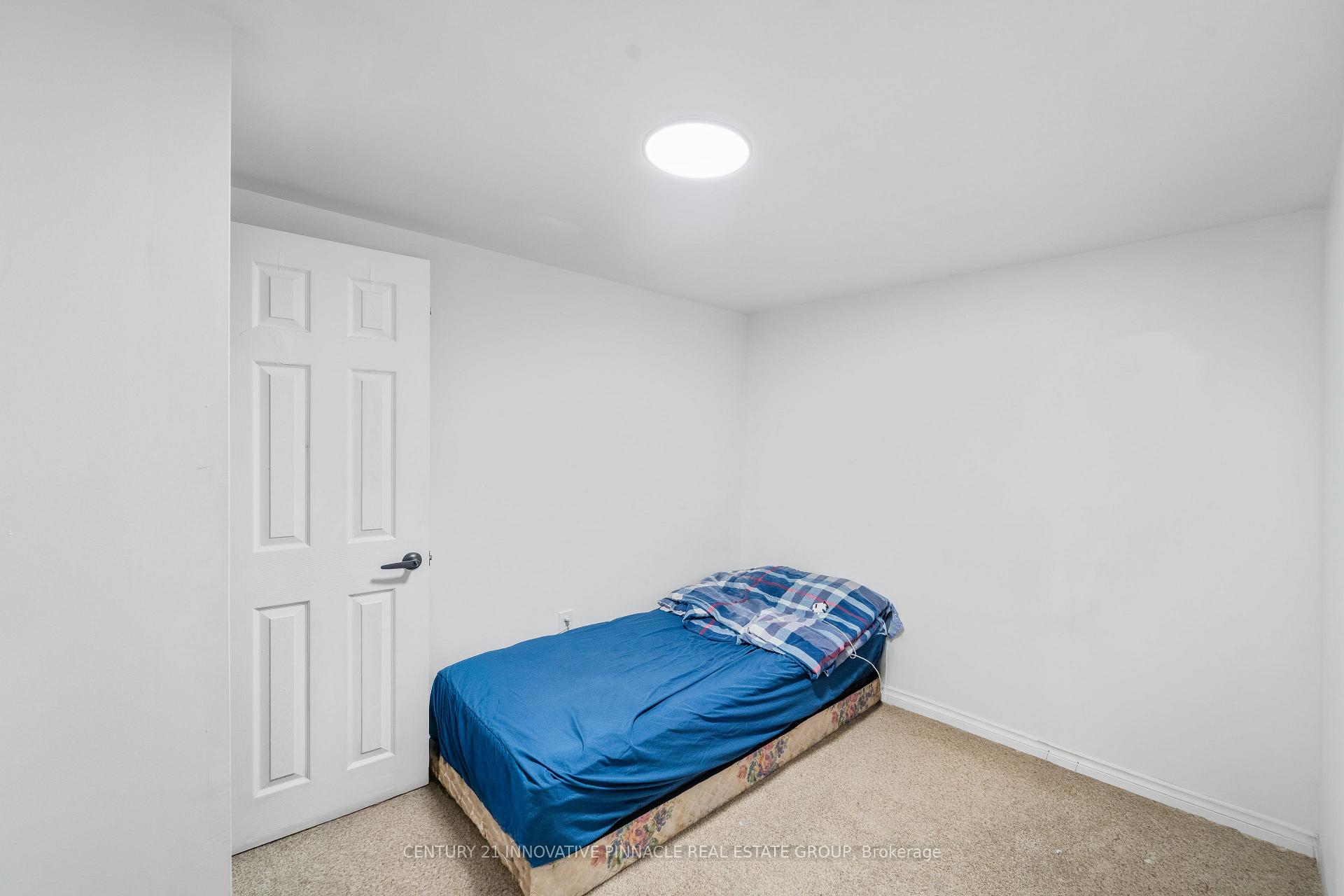 Photo 45 of 163 Atkinson Boulevard, London, East H — HOMEH