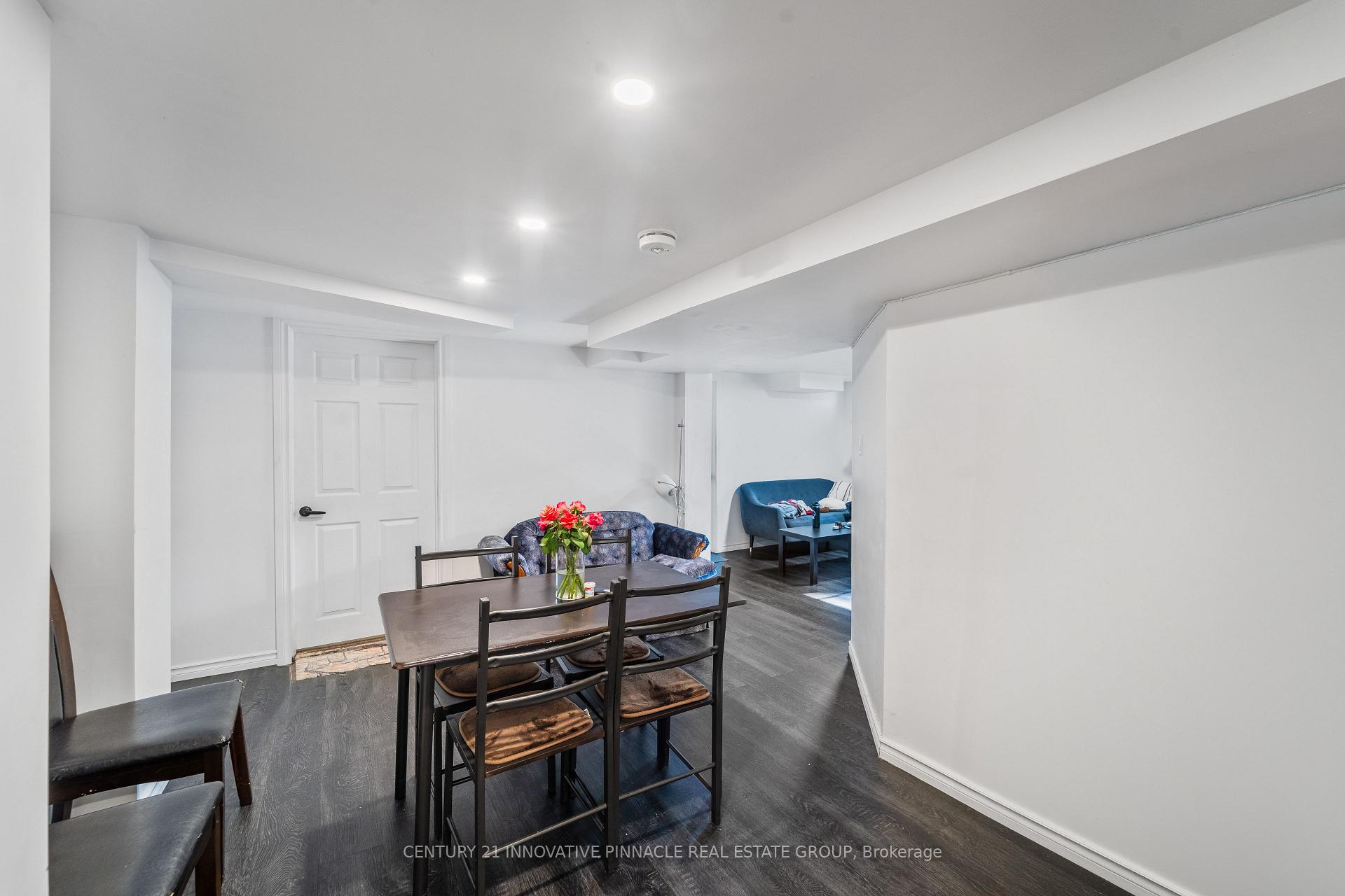 Photo 47 of 163 Atkinson Boulevard, London, East H — HOMEH