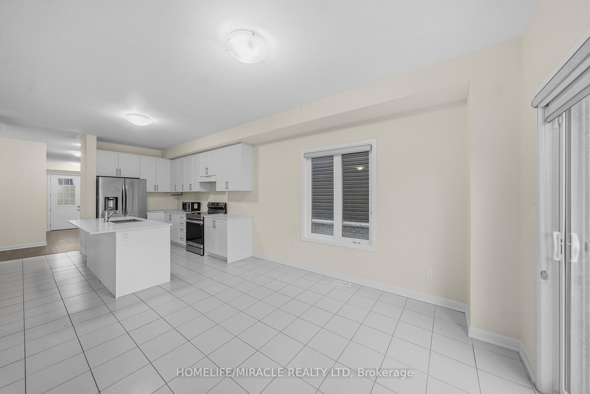 Photo 10 of 107 Oakmont Drive, Loyalist, Bath — HOMEH