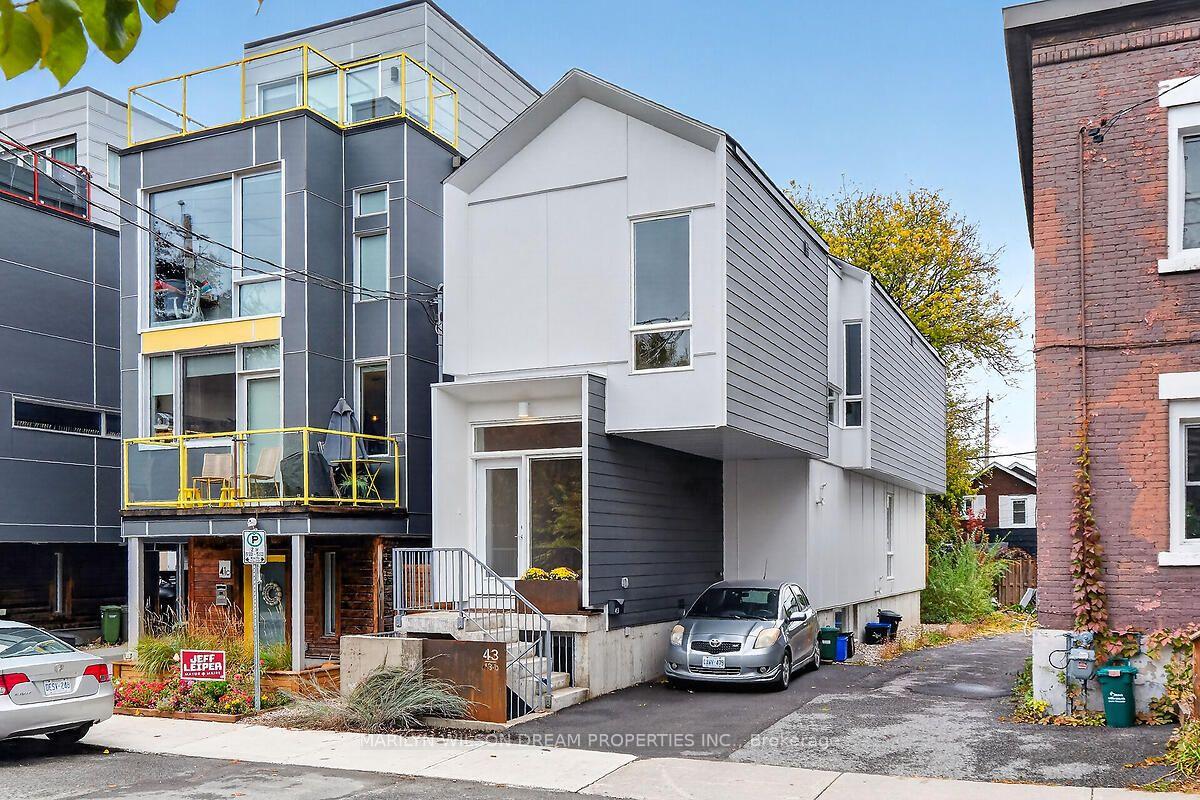 Photo 2 of 43 Stirling Avenue, Ottawa, Hintonburg — HOMEH