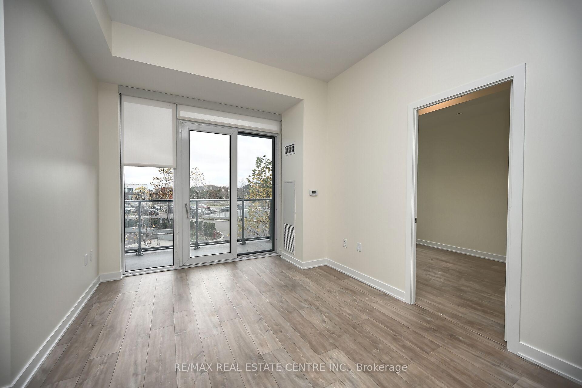 Photo 7 of Unit 206, 4655 Metcalfe Avenue, Mississauga, Central Erin Mills — HOMEH