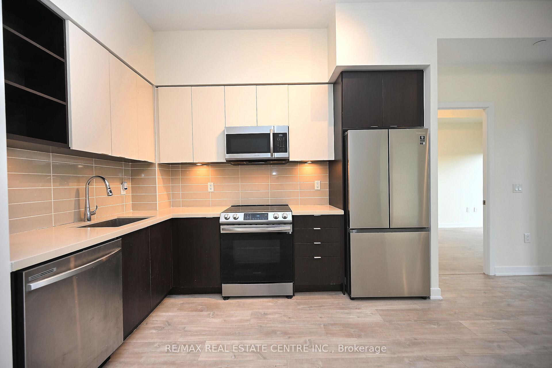 Photo 14 of Unit 206, 4655 Metcalfe Avenue, Mississauga, Central Erin Mills — HOMEH