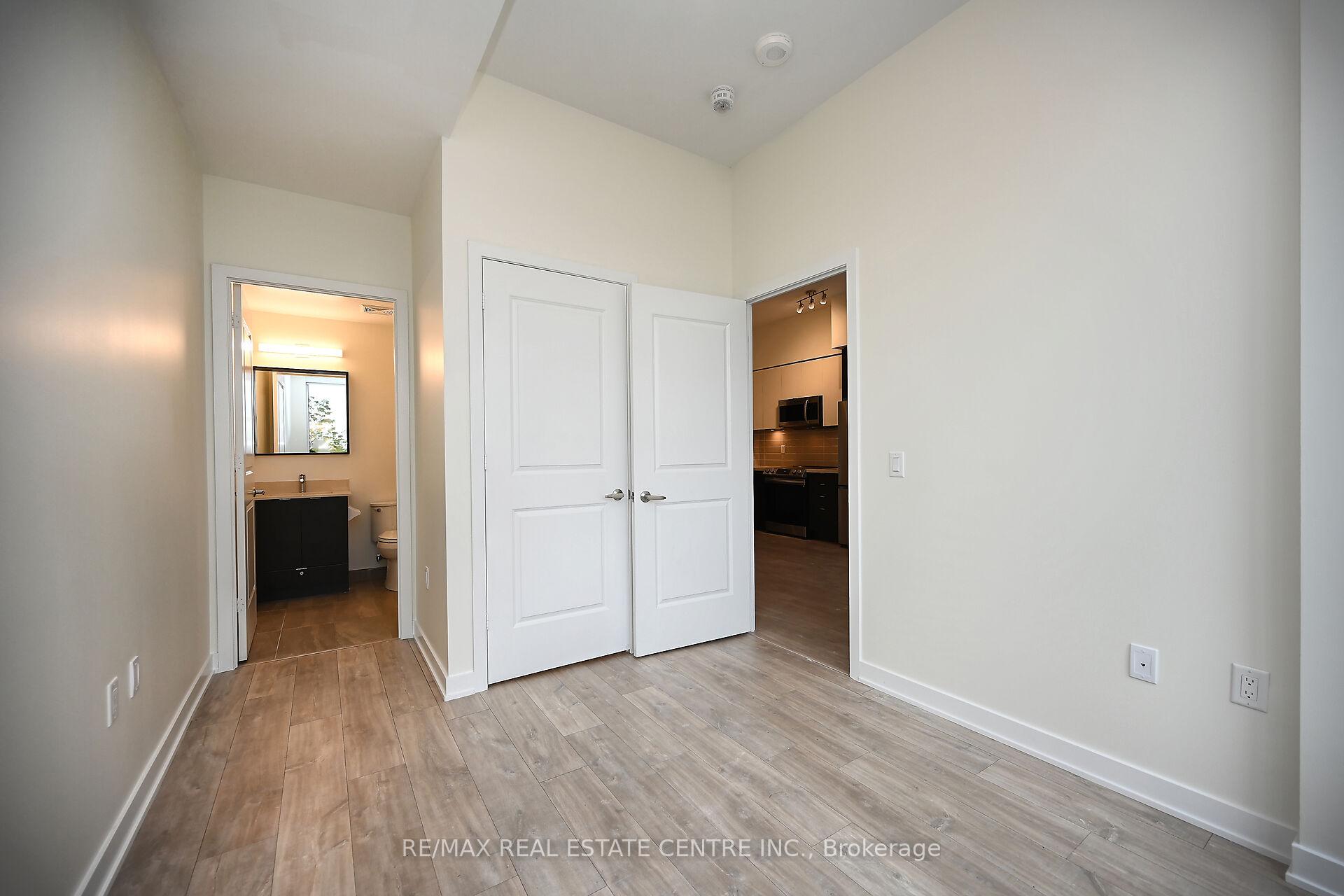 Photo 22 of Unit 206, 4655 Metcalfe Avenue, Mississauga, Central Erin Mills — HOMEH