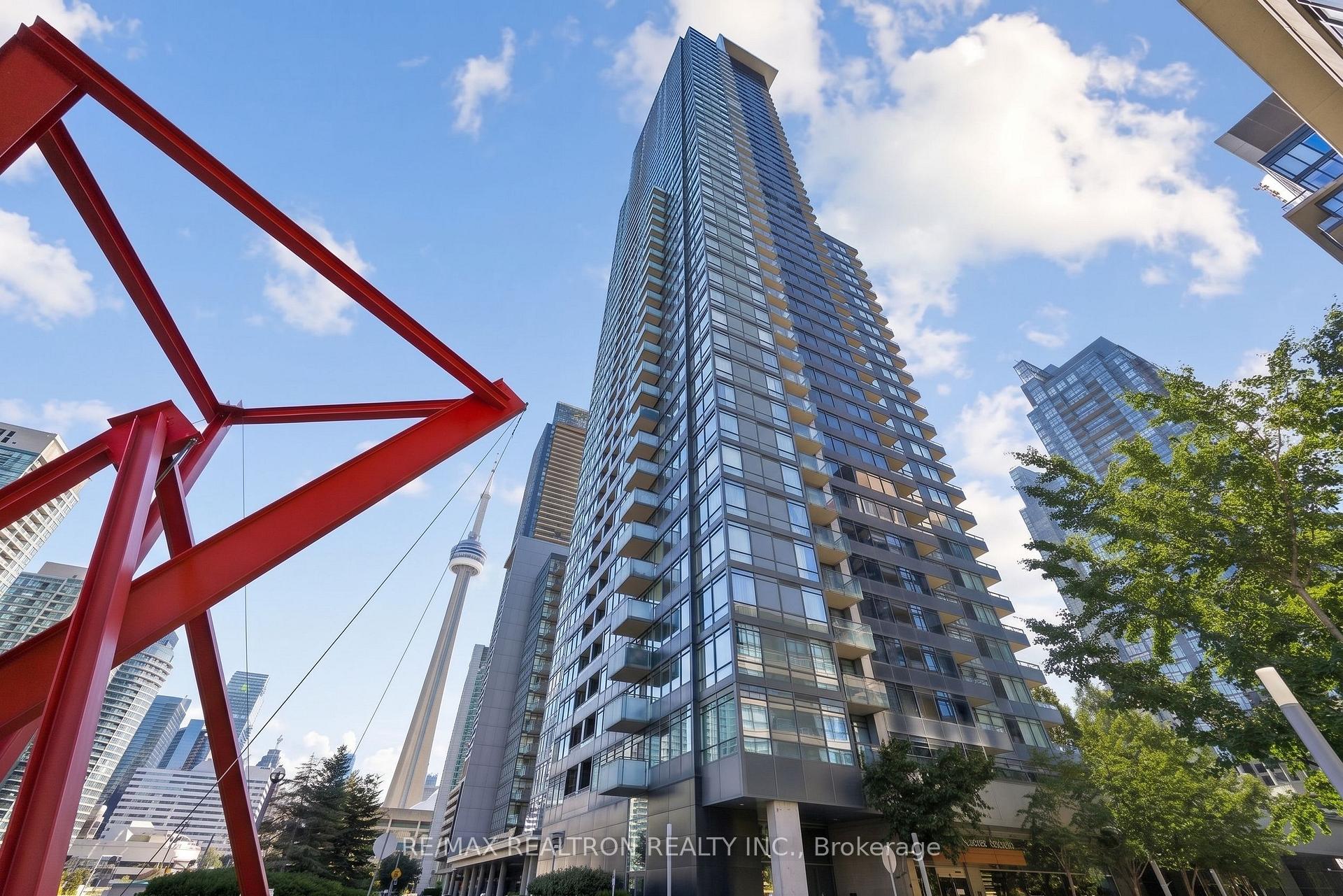 Photo 2 of Unit 611, 25 Telegram Mews, Toronto, Waterfront Communities — HOMEH