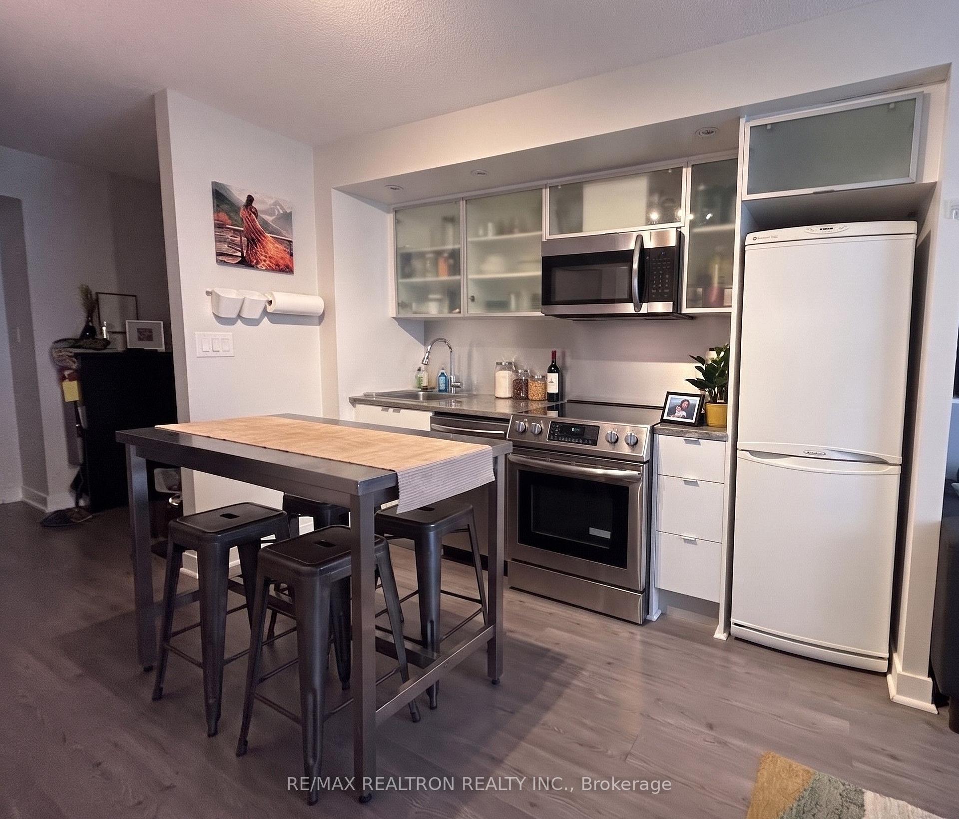 Photo 5 of Unit 611, 25 Telegram Mews, Toronto, Waterfront Communities — HOMEH