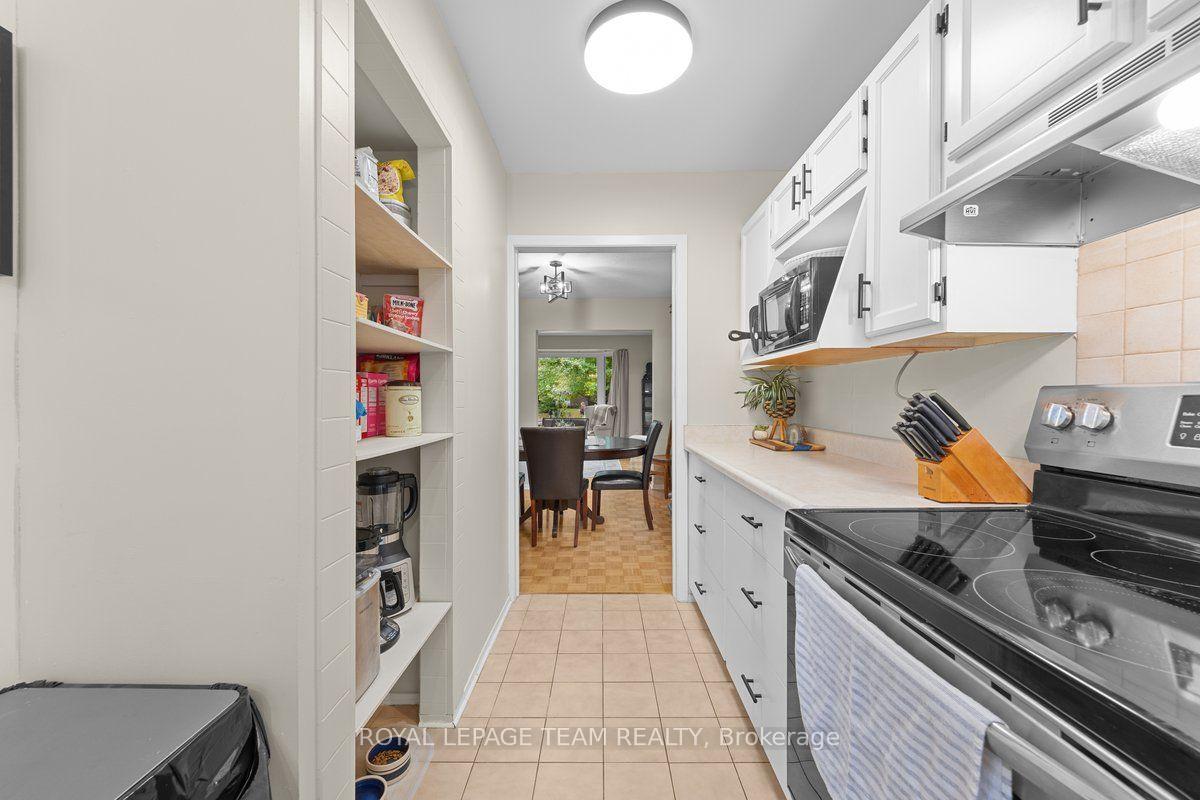 Photo 15 of 53 Meadowbank Drive, Ottawa, Briargreen — HOMEH
