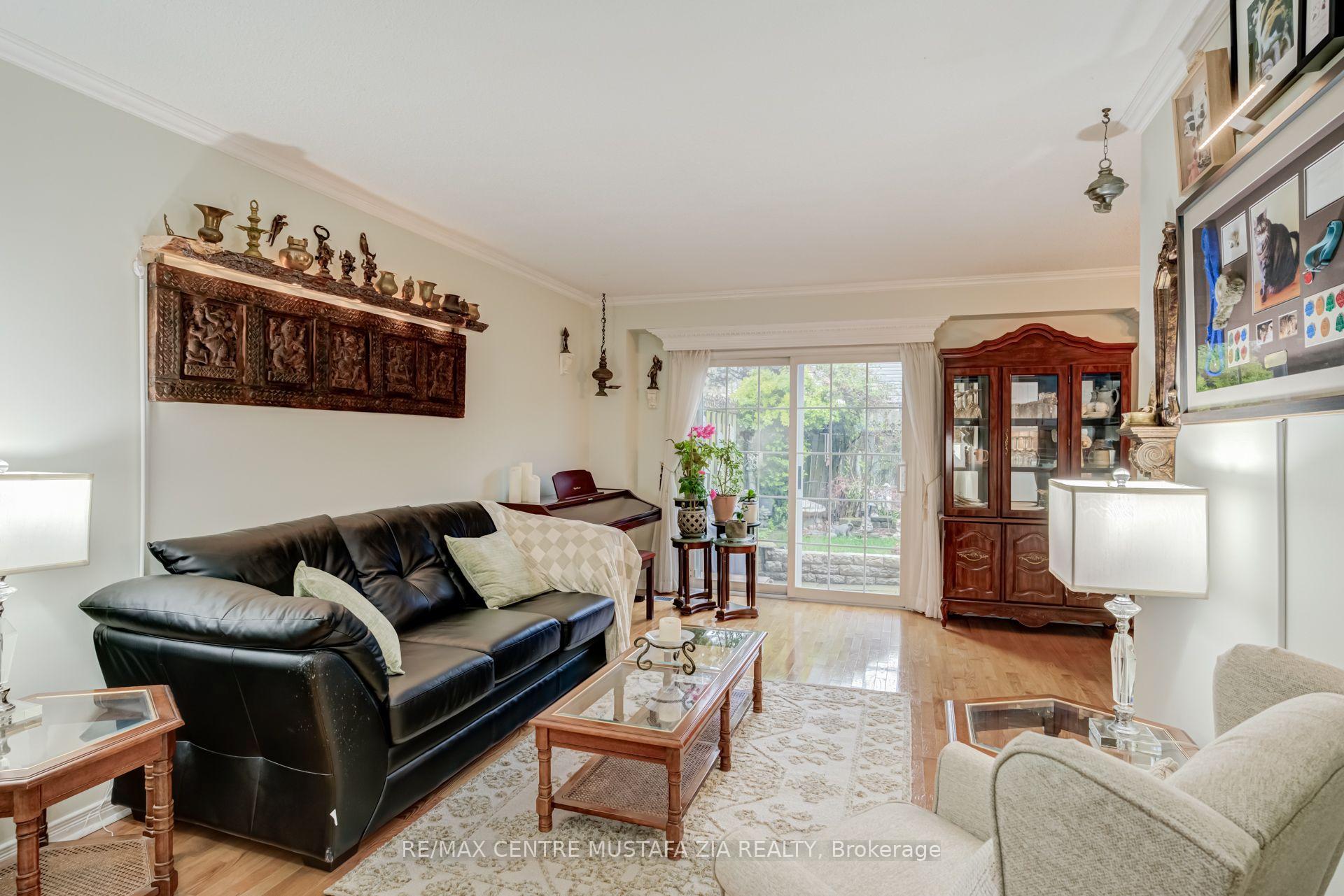Photo 10 of Unit 100, 2440 Bromsgrove Road, Mississauga, Clarkson — HOMEH
