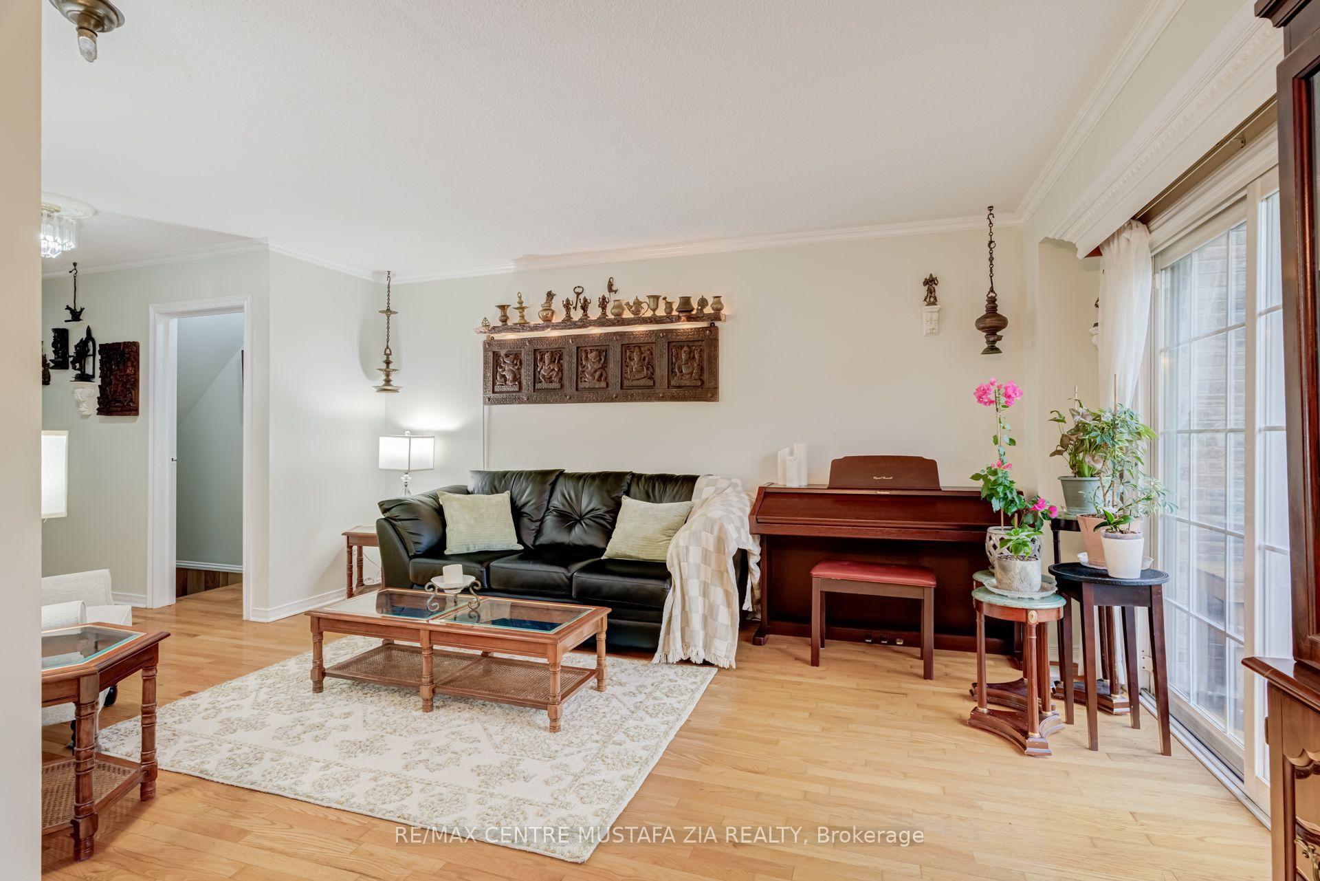 Photo 15 of Unit 100, 2440 Bromsgrove Road, Mississauga, Clarkson — HOMEH