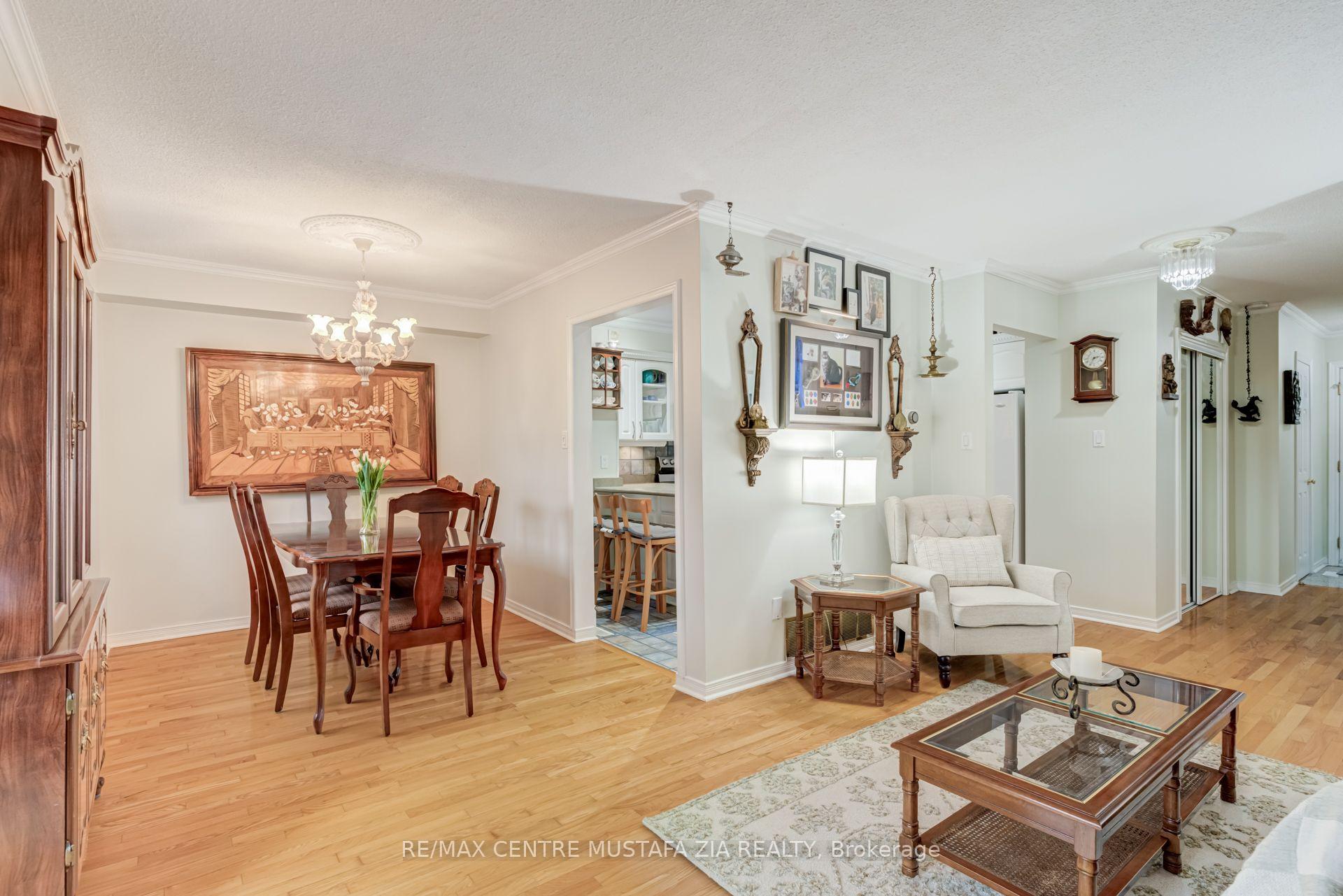 Photo 17 of Unit 100, 2440 Bromsgrove Road, Mississauga, Clarkson — HOMEH